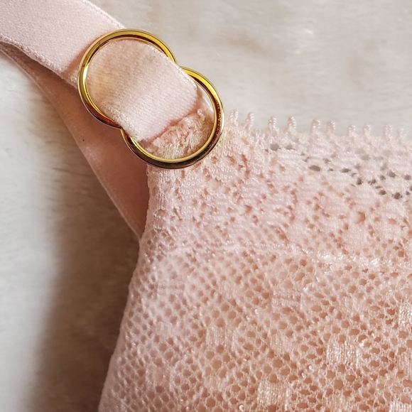 Victoria's secret padded push up bra 32DDD comfy excellent condition - Picture 4 of 11